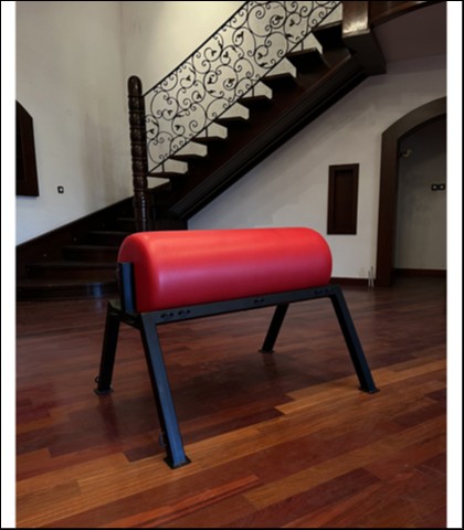 Bondage padded barrel horse